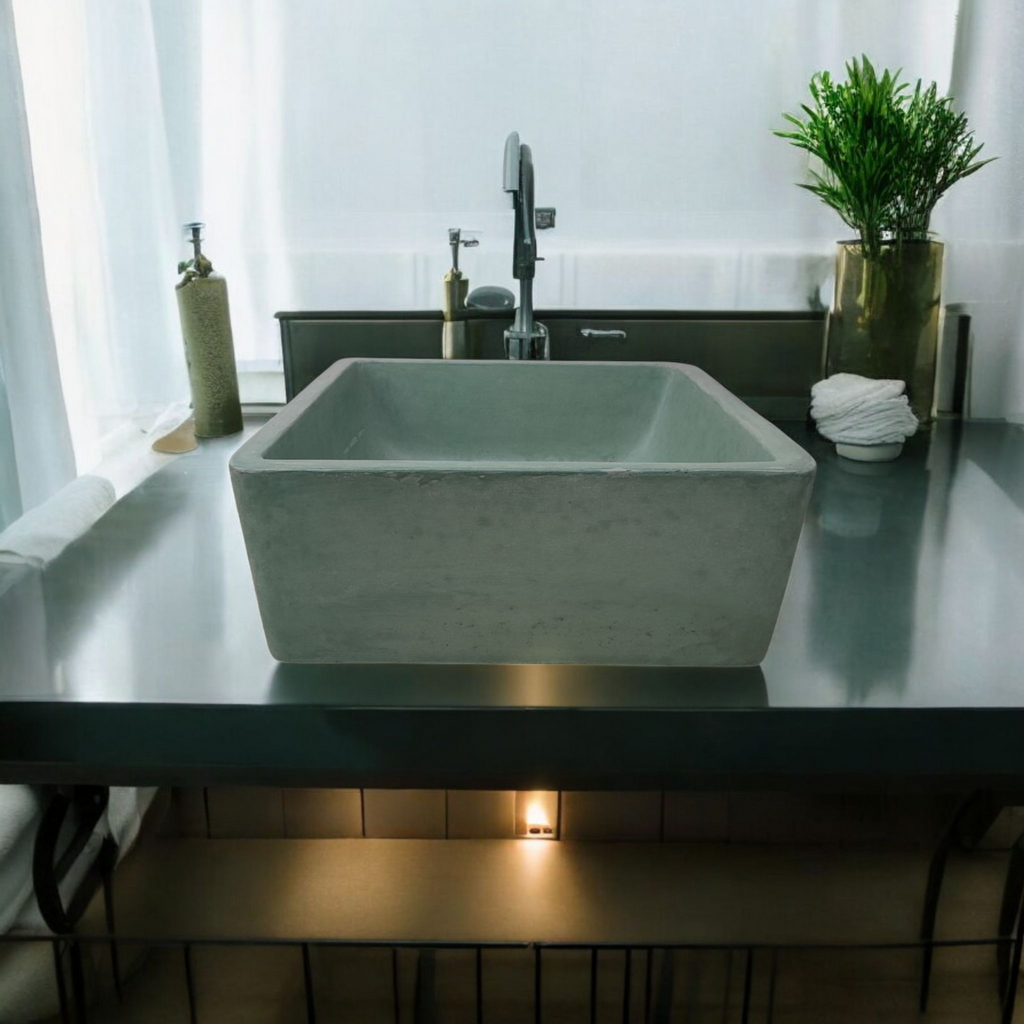 Mermaids Pond 39x39x16cm Green Bespoke Sink