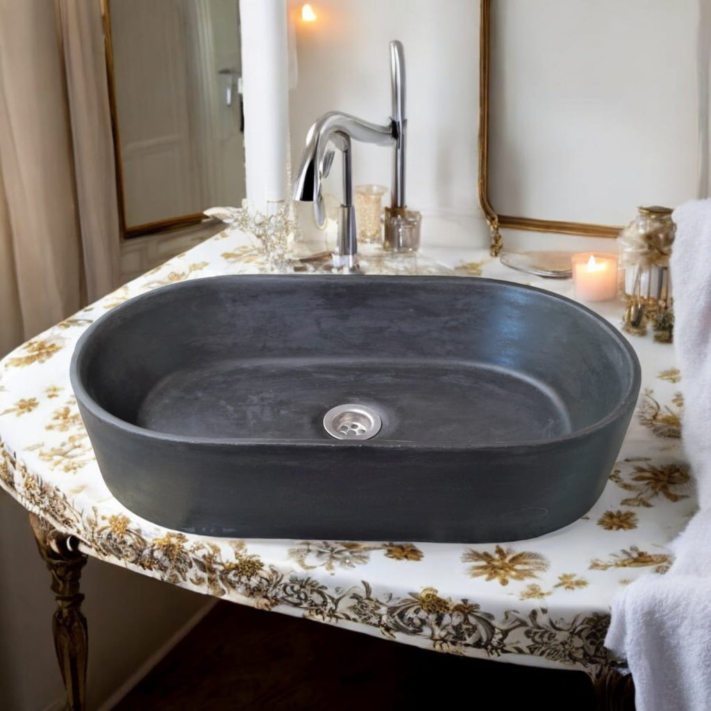 Gaia's Ark Black 53 x 30 x 11.5cm