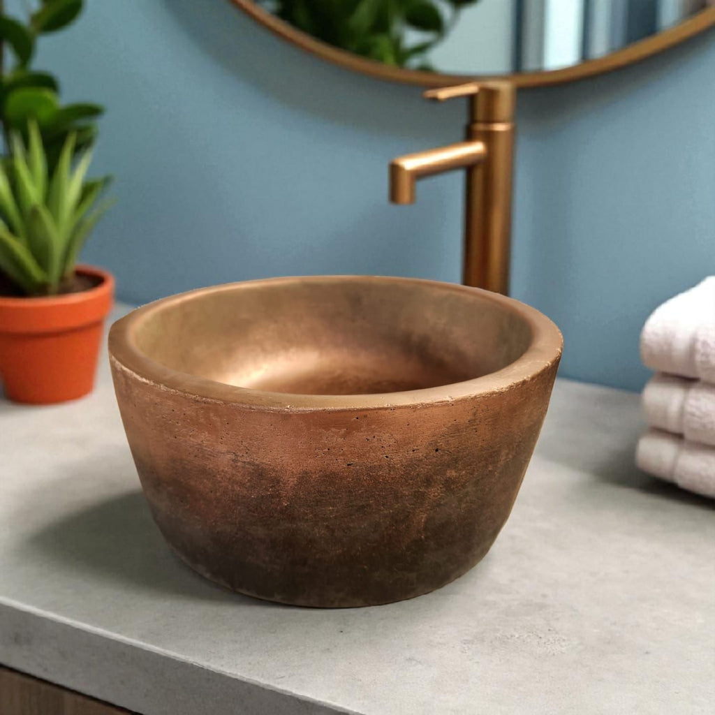 Rose Gold Dreams 30 x 30 x 13cm