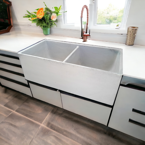 Image of Large Ivory Double Concrete Kitchen Butler basin 80 x 40 x 27cm (90mm Outlet) Seedleme