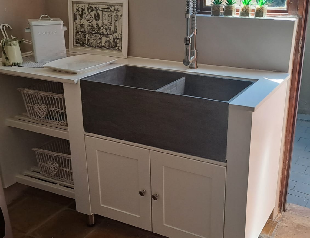 Large Concrete Black Double Kitchen Butler Basin/Sink 80 x 40 x 27cm (90mm Outlet)