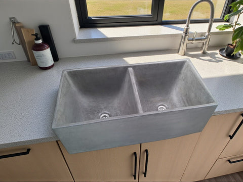 Image of Large Charcoal Double Concrete Kitchen Butler Basin 80 x 40 x 27cm (50mm Outlet) Seedleme