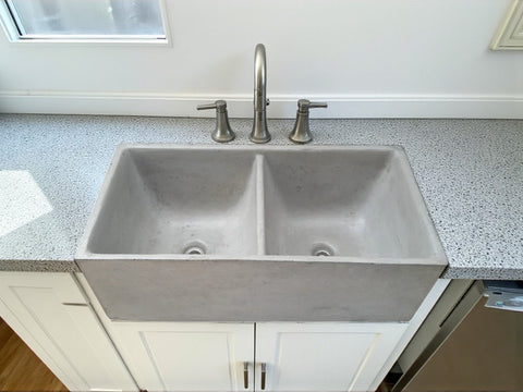 Image of Large Grey Concrete Double Kitchen Butler Basin 80 x 40 x 27cm (50mm Outlet) Seedleme